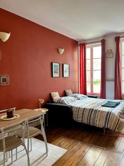 Chaleureux Appartement - Hyper Centre - Charbonnet トロワ エクステリア 写真